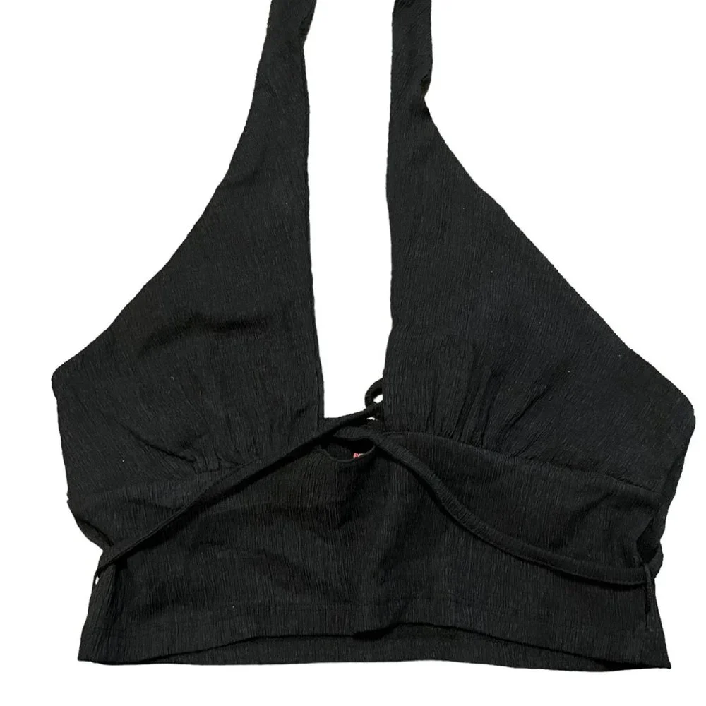NEW URBAN OUTFITTERS BLACK HALTER TOP LARGE STRAPPY CROP PLUNGE WRAP TANK NWT - Picture 1 of 6